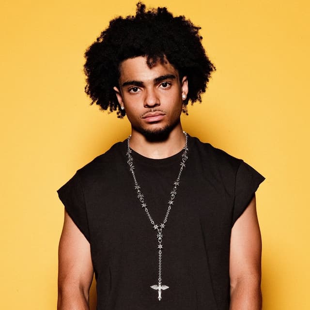 Picture of Julian Alxndr